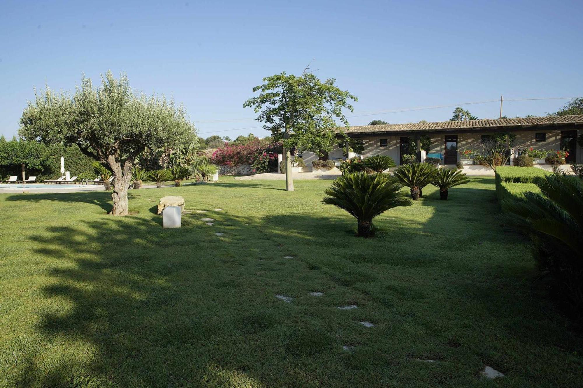 Torre Dantona Country Suites Pozzallo Eksteriør bilde