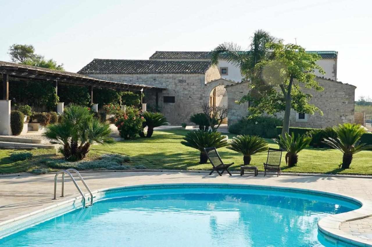 Torre Dantona Country Suites Pozzallo Eksteriør bilde